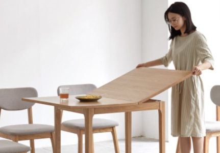 原木餐桌发霉怎么处理餐桌发霉是质量问题么(木桌子发霉影响健康吗)