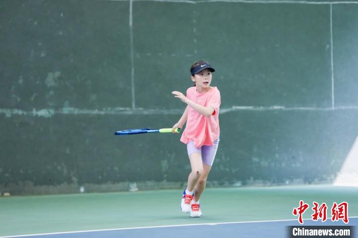 2023年全国青少年网球积分排名赛暨中国青少年网球巡回赛贵阳站开赛