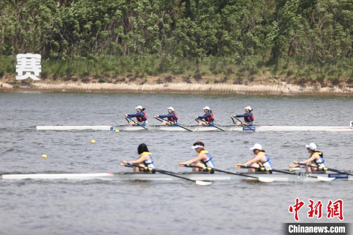 第7届中国大学生赛艇锦标赛在沈阳浑河举行