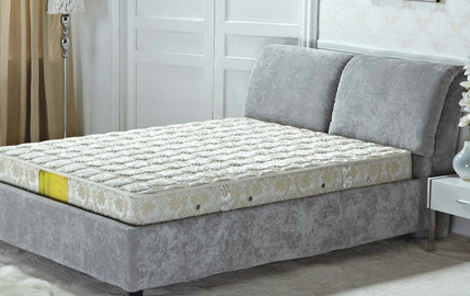 床不铺床垫铺床被可以不床上不铺床垫可以用什么代替(不铺床垫直接铺床褥)