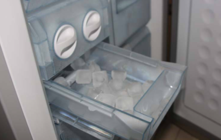 冰箱好像不制冷
