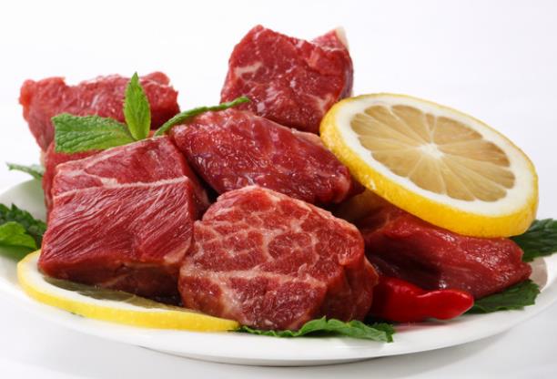 牛肉炖土豆有哪些功效增长肌肉增强免疫力利肠通便(牛肉炖土豆的功效和作用)
